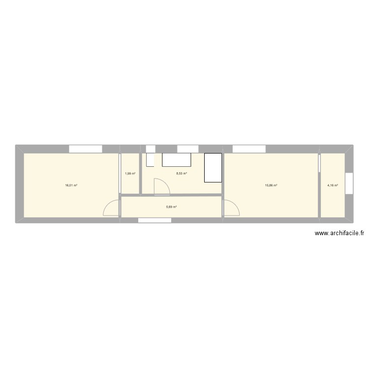 Etage. Plan de 6 pièces et 52 m2