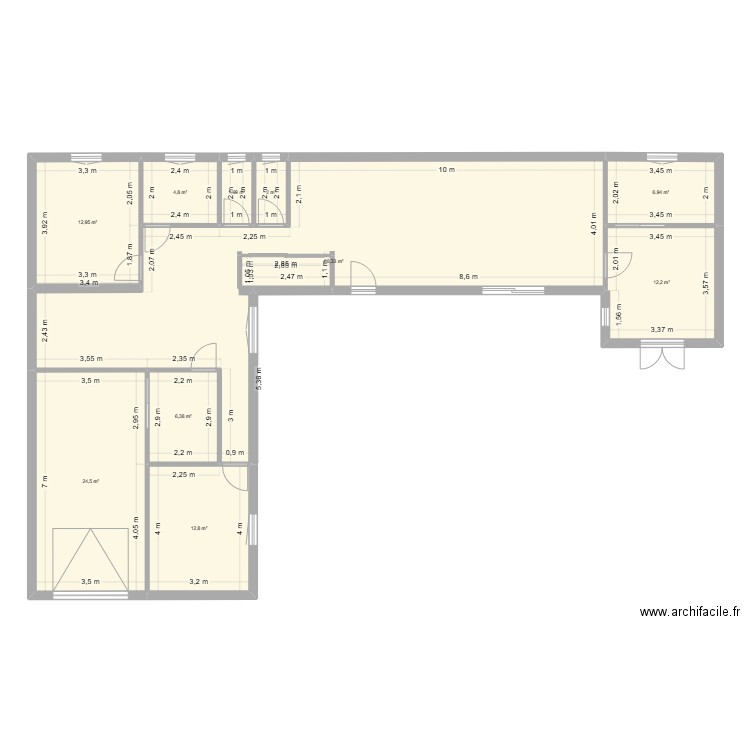 Test T1. Plan de 10 pièces et 153 m2