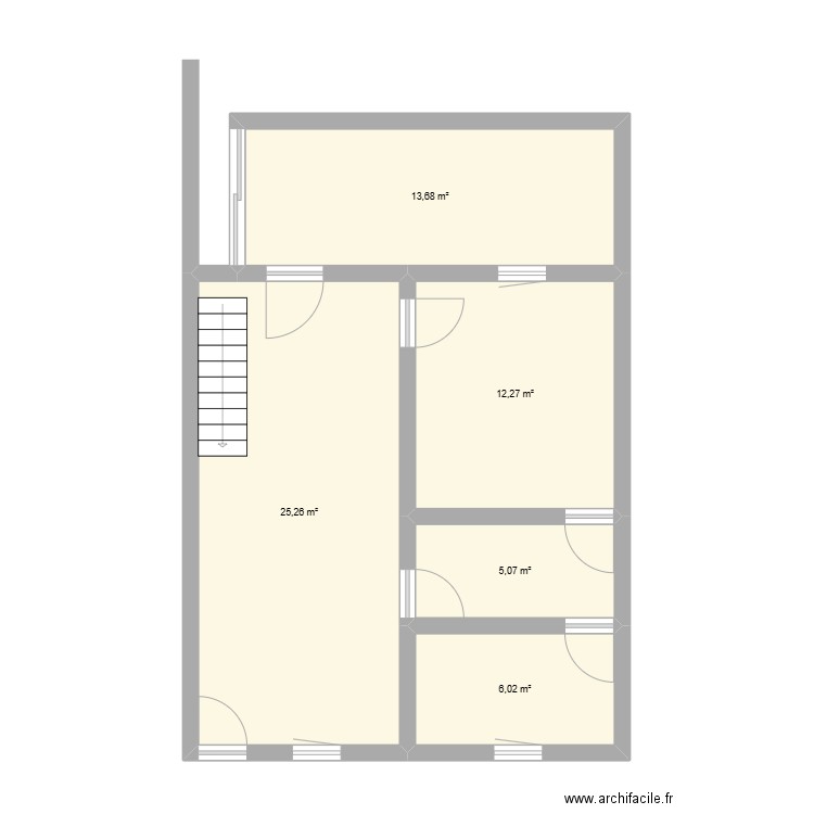 petite maison. Plan de 5 pièces et 62 m2