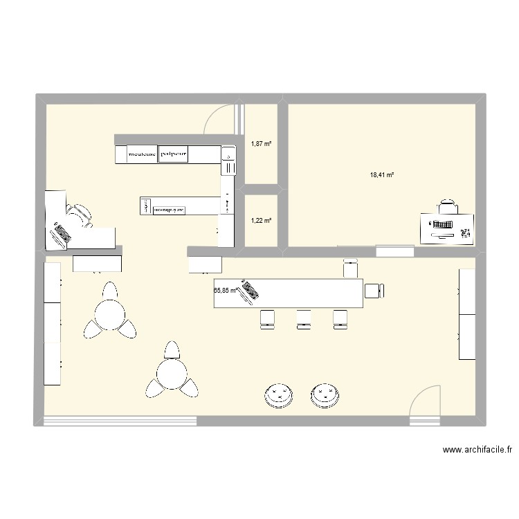 Boutique. Plan de 4 pièces et 87 m2