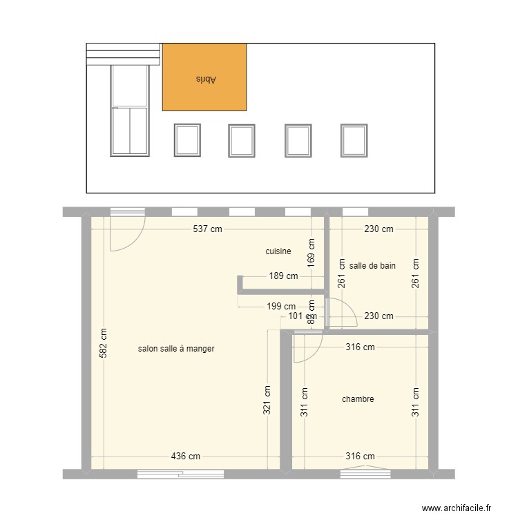 49739. Plan de 3 pièces et 44 m2