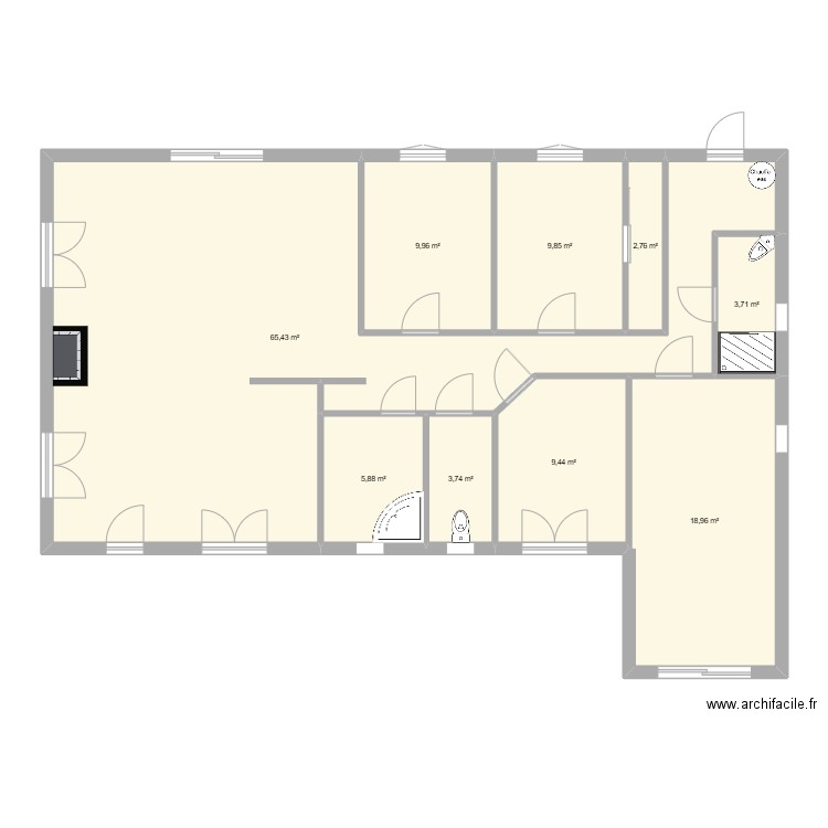 maison dracé. Plan de 9 pièces et 130 m2