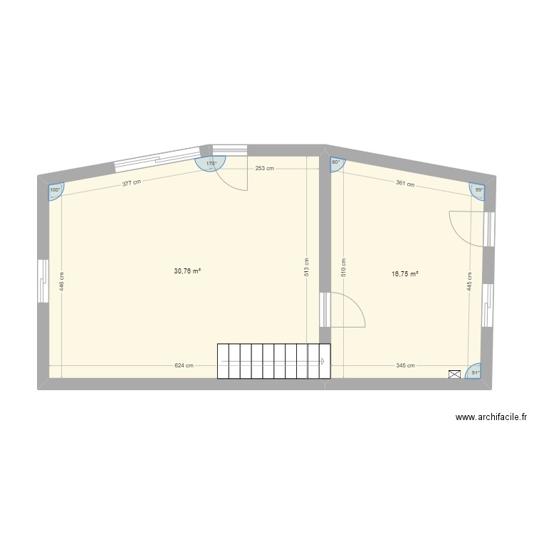 Atelier. Plan de 2 pièces et 48 m2