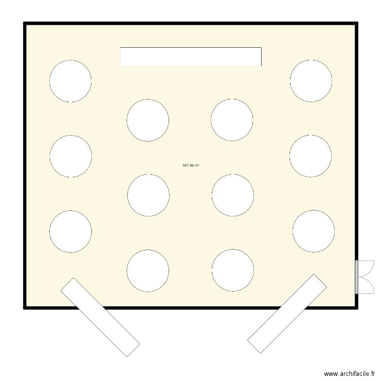 Mariage. Plan de 1 pièce et 168 m2