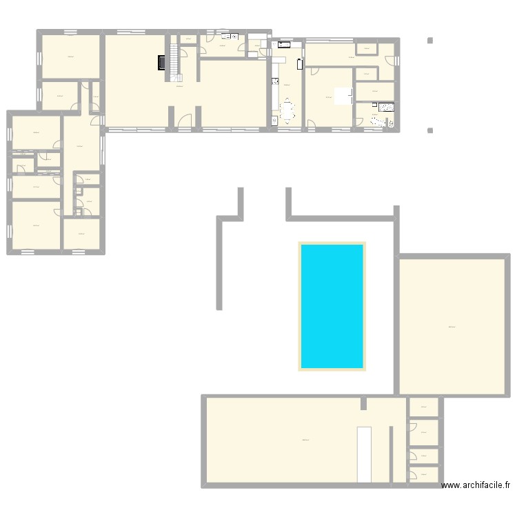 Maison. Plan de 33 pièces et 807 m2