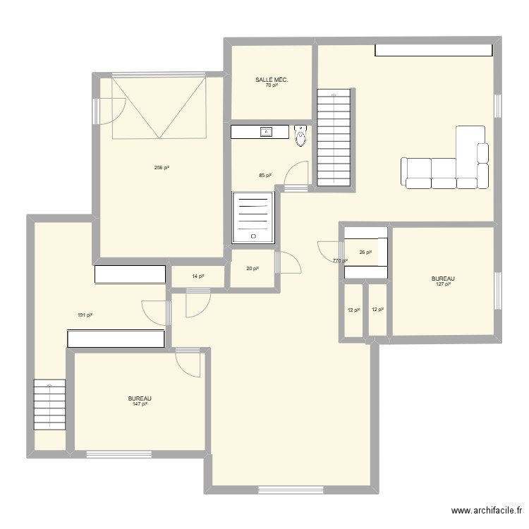 Sous-sol. Plan de 12 pièces et 161 m2