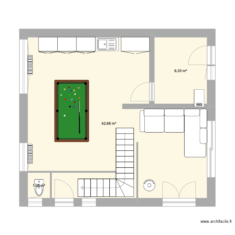 maison. Plan de 9 pièces et 100 m2