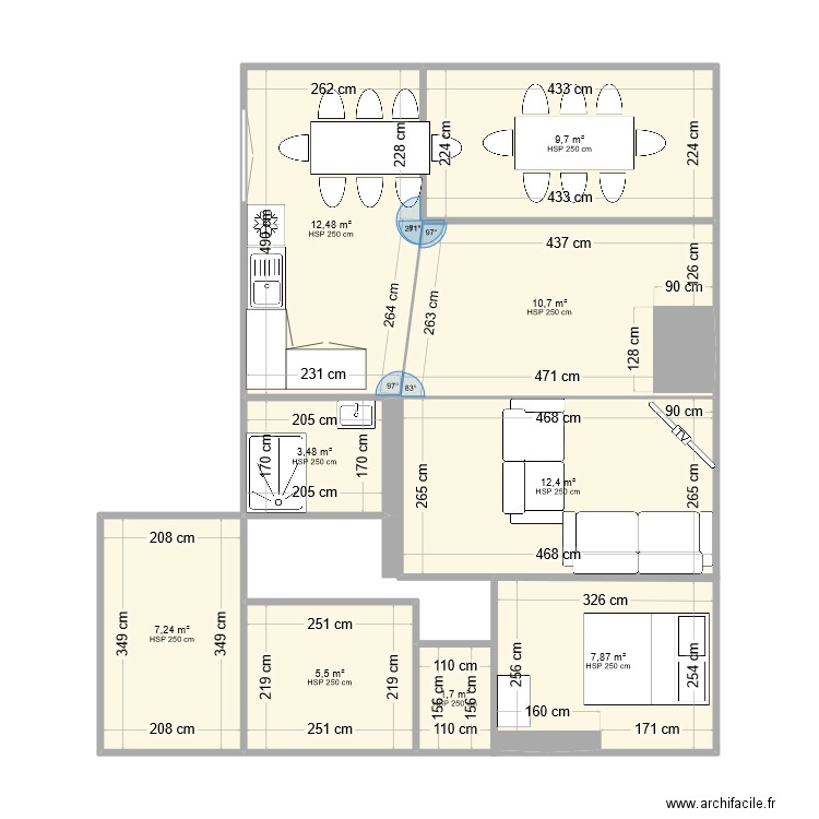 rez de chausse. Plan de 9 pièces et 71 m2