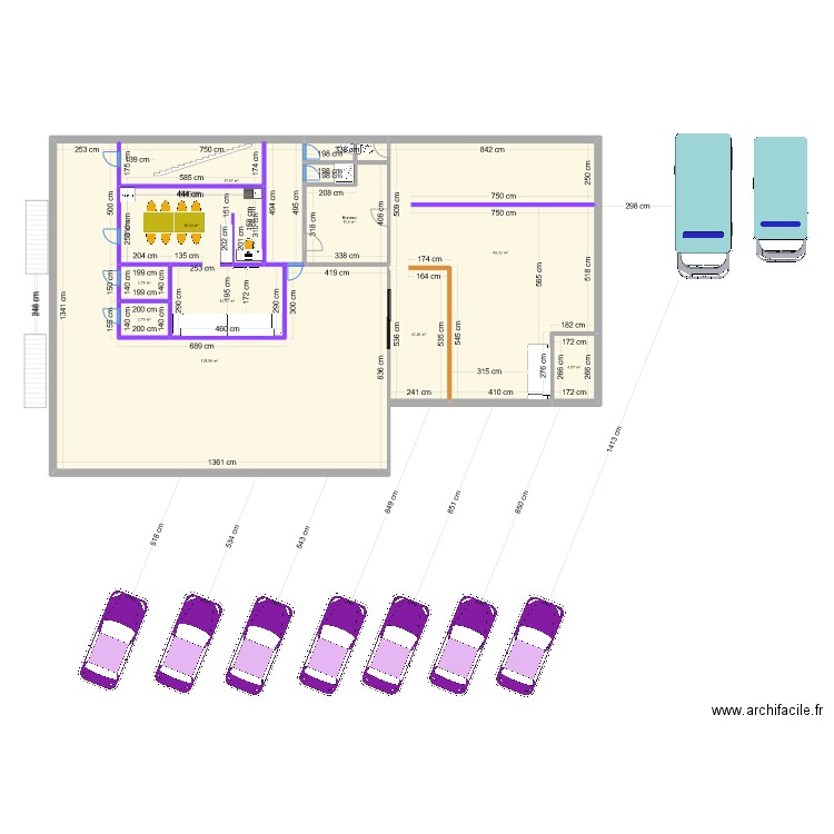 local 11h00. Plan de 12 pièces et 263 m2