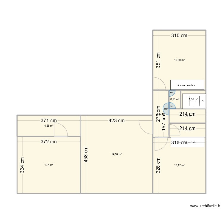 Appartement T3. Plan de 10 pièces et 66 m2