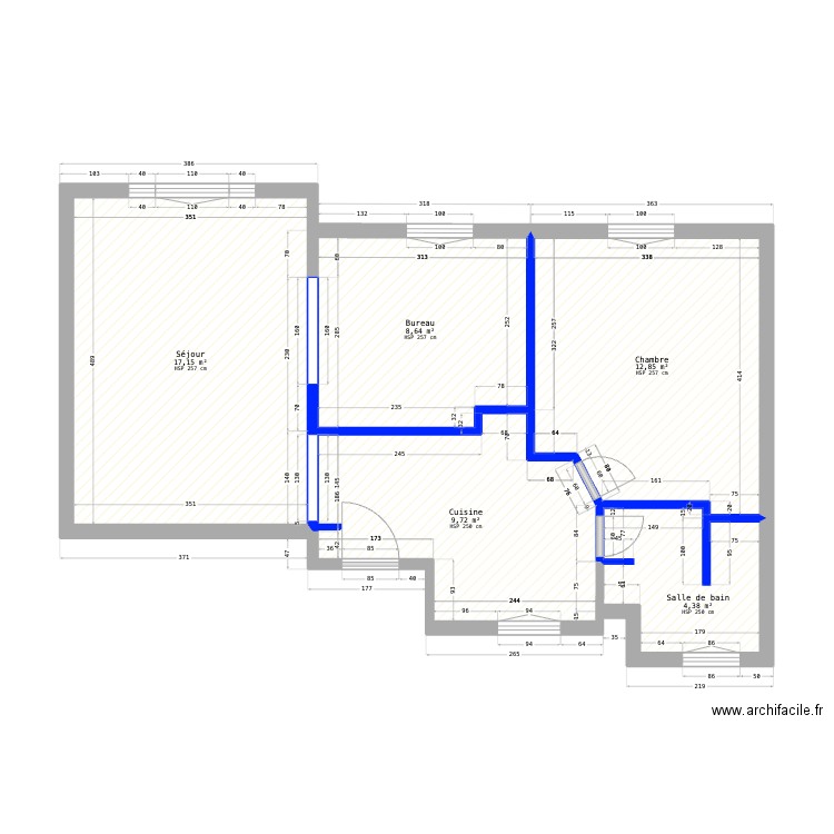 Clichy 1. Plan de 5 pièces et 53 m2