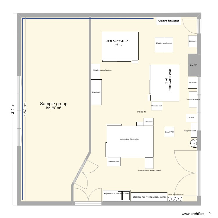 Labo F5 actuel. Plan de 3 pièces et 150 m2