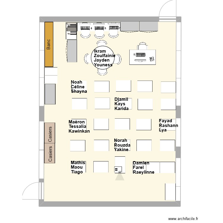 Classe P2 Groupes de 3-4 HETERO avec EBP. Plan de 1 pièce et 65 m2