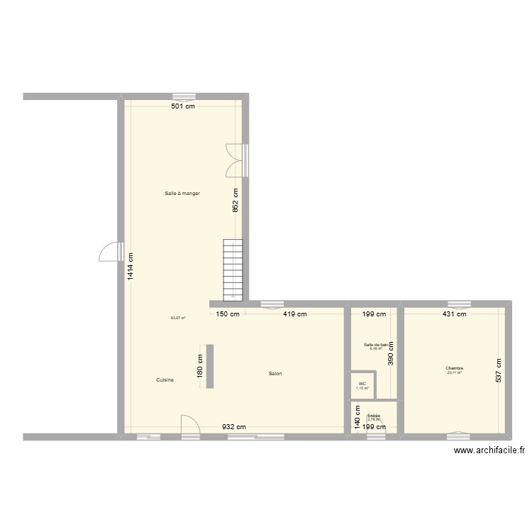 NOVARINI RDC. Plan de 5 pièces et 130 m2