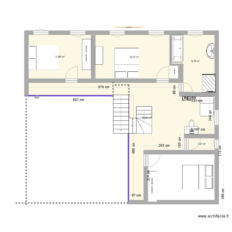 1 er etage reduit 177 m2. Plan de 5 pièces et 65 m2