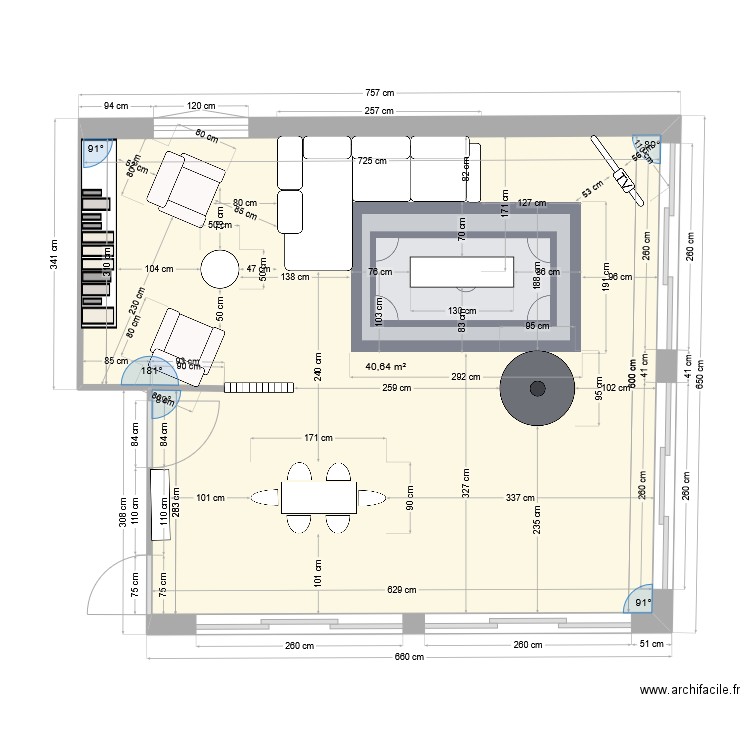 castel. Plan de 1 pièce et 41 m2