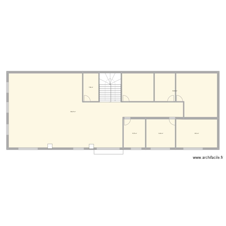 Plateau 16. Plan de 6 pièces et 260 m2