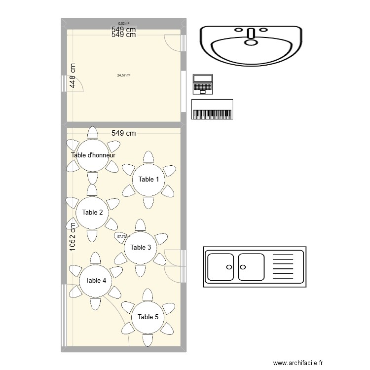 Plan de table Mariage. Plan de 3 pièces et 82 m2