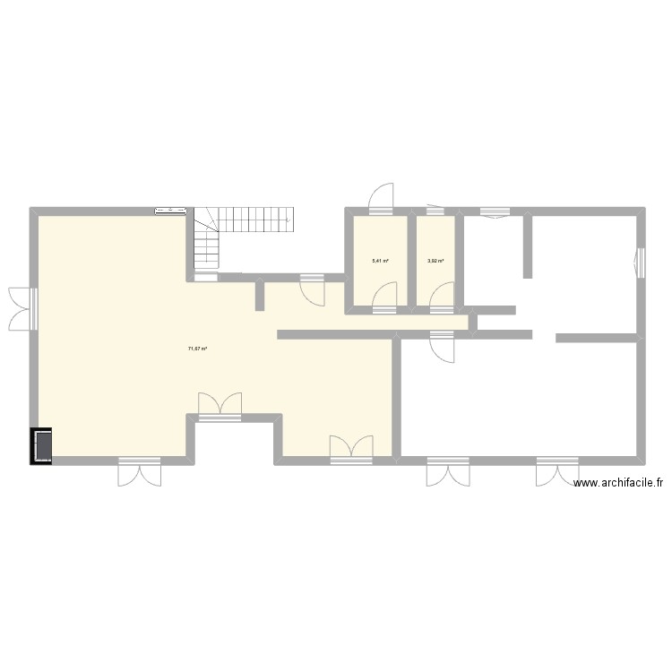 Maison réno. Plan de 3 pièces et 81 m2