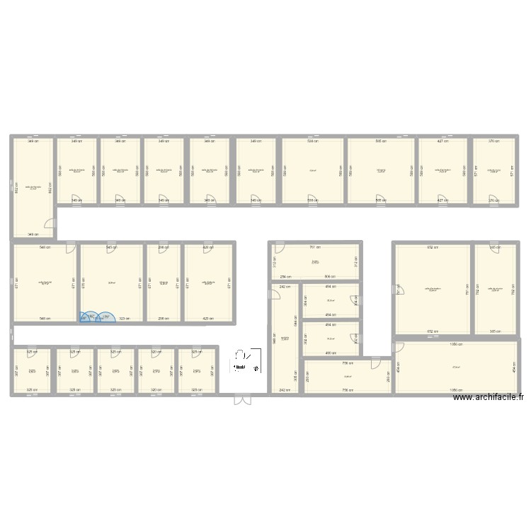 hopital. Plan de 27 pièces et 649 m2