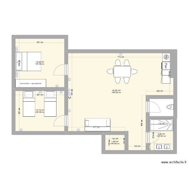 BEAUVAIS . Plan de 5 pièces et 70 m2