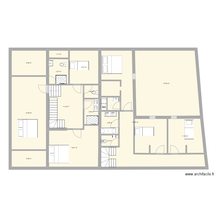 page 2. Plan de 16 pièces et 200 m2