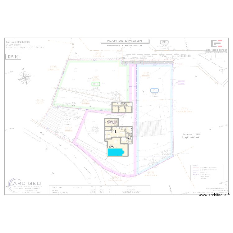 Budget. Plan de 16 pièces et 289 m2