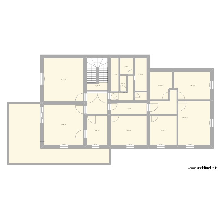 Berre. Plan de 16 pièces et 228 m2