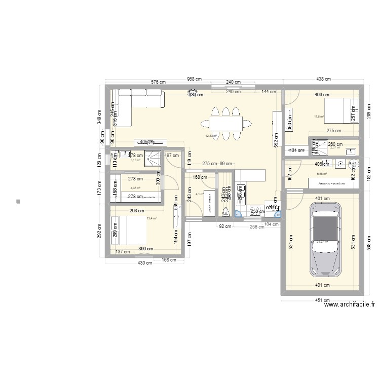 2 chambres : 92m2 + 22 m2 garage . Plan de 10 pièces et 111 m2