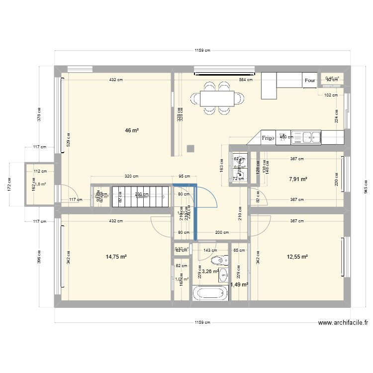 Logement. Plan de 14 pièces et 94 m2