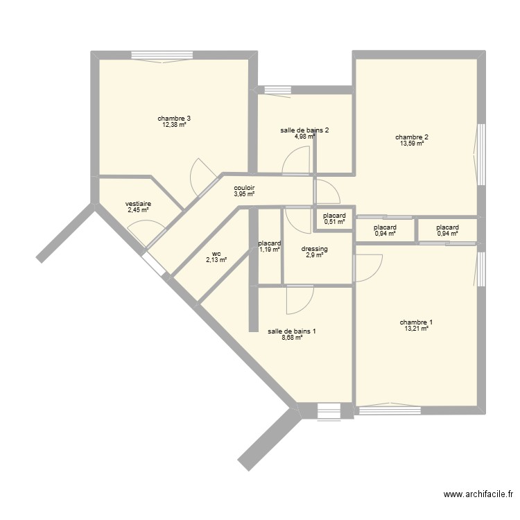 mezzanine. Plan de 13 pièces et 68 m2