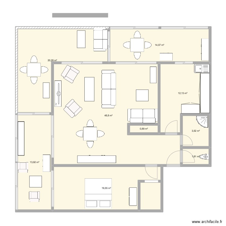 Appartement. Plan de 9 pièces et 133 m2