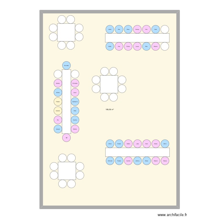 Plan de table rectangle. Plan de 1 pièce et 190 m2