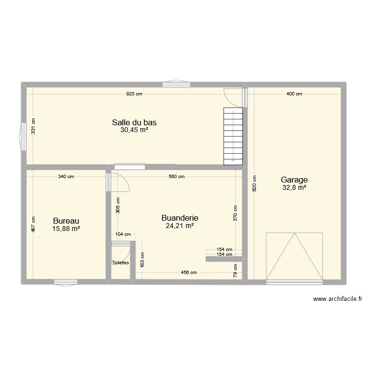 RDC maison. Plan de 5 pièces et 105 m2