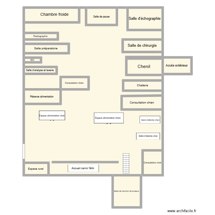 Plan. Plan de 18 pièces et 380 m2