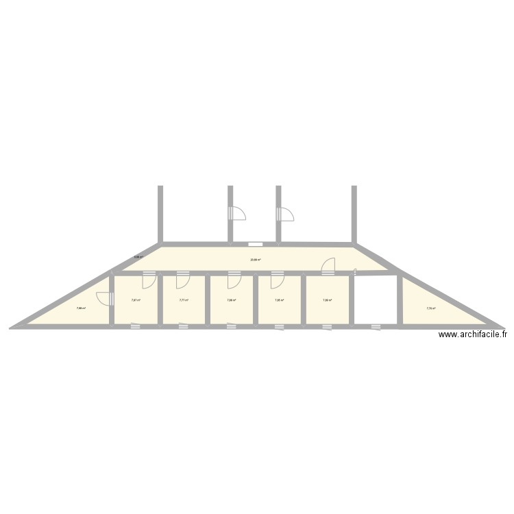 Cabinet papa pyramide. Plan de 9 pièces et 76 m2