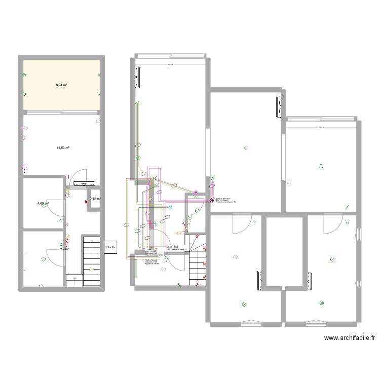 Cogo salon TV. Plan de 5 pièces et 38 m2