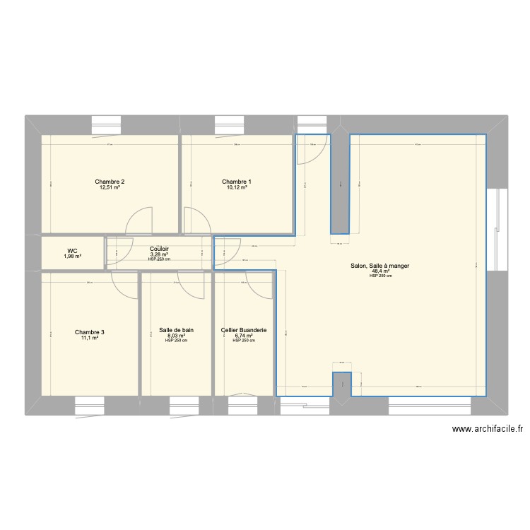 maison. Plan de 8 pièces et 102 m2