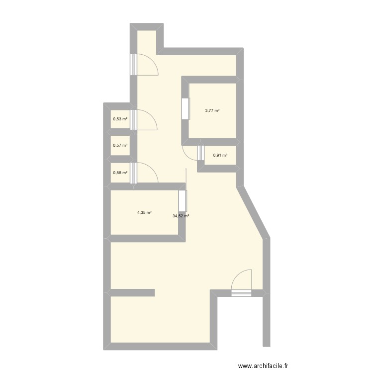 institut. Plan de 7 pièces et 45 m2