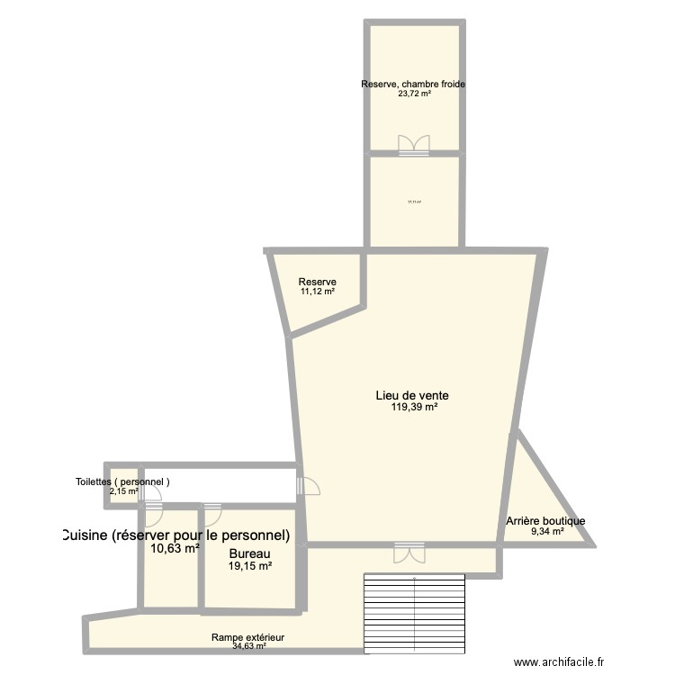 epice. Plan de 9 pièces et 249 m2