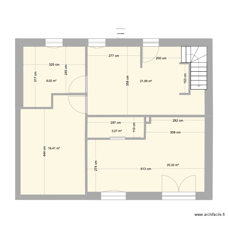 RDC mesure. Plan de 5 pièces et 71 m2