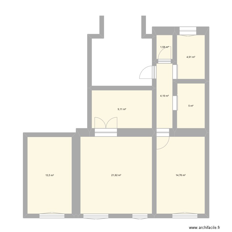 maison. Plan de 8 pièces et 75 m2