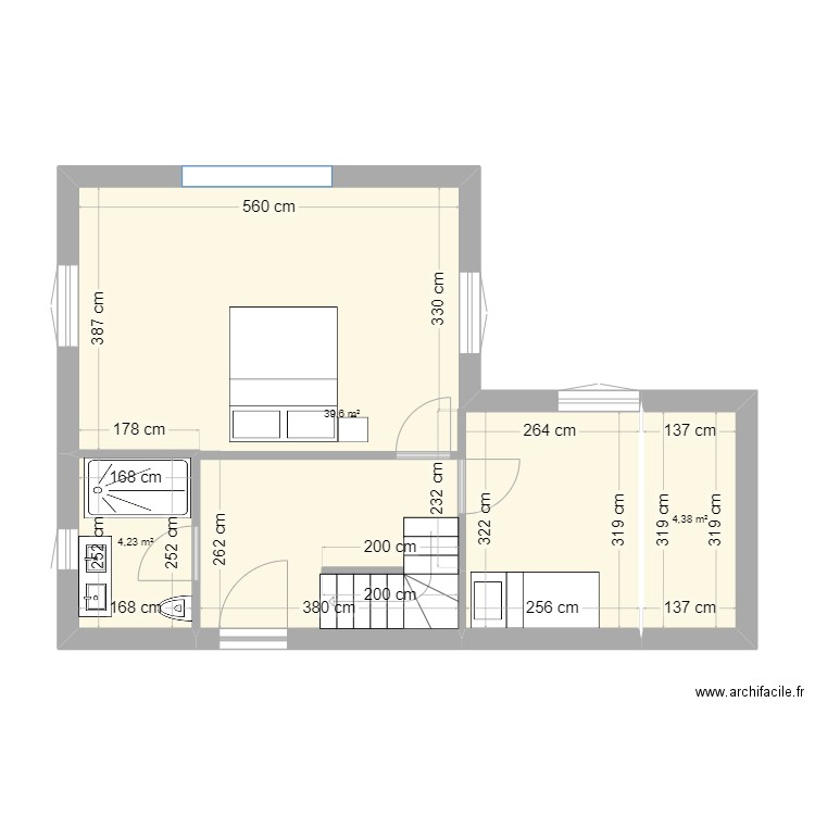 1er étage escalier. Plan de 3 pièces et 48 m2