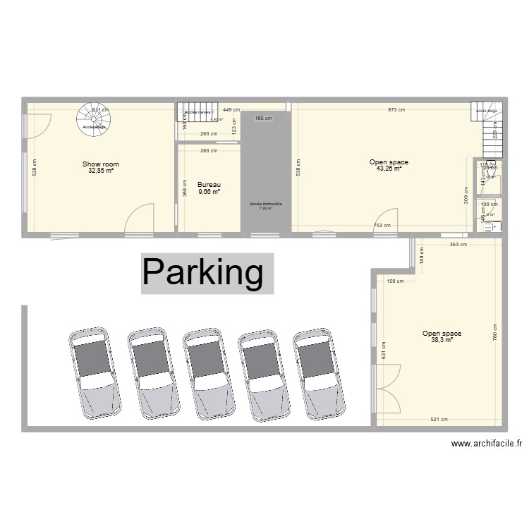 SCI CCCC RDC. Plan de 8 pièces et 140 m2