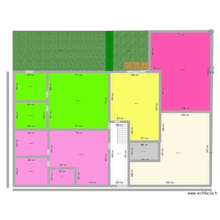 Brezolles. Plan de 14 pièces et 383 m2