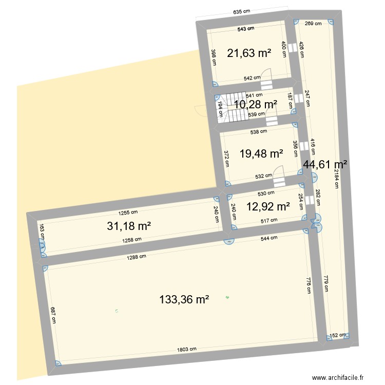 Asasp-arros. Plan de 19 pièces et 785 m2