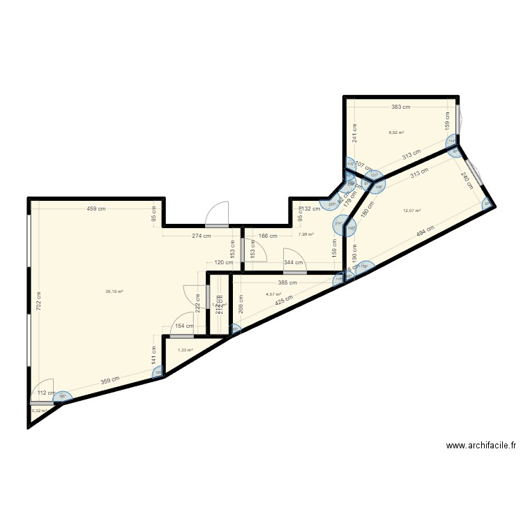 179 RDF APRES. Plan de 8 pièces et 75 m2