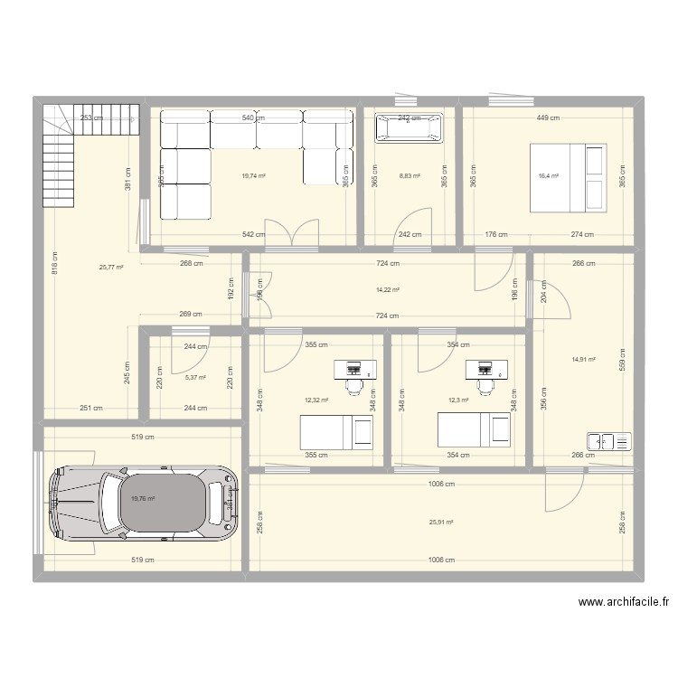 test. Plan de 11 pièces et 176 m2