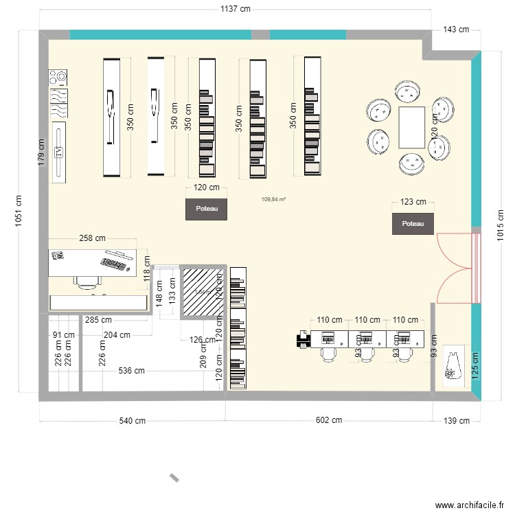 Boutique Aménagement. Plan de 2 pièces et 111 m2