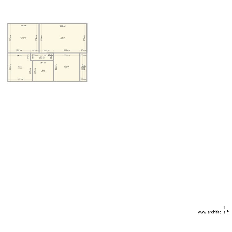 Maison étage. Plan de 7 pièces et 73 m2